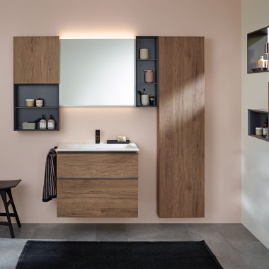 Eléments de mobilier ouverts de la série de salle de bains Geberit iCon