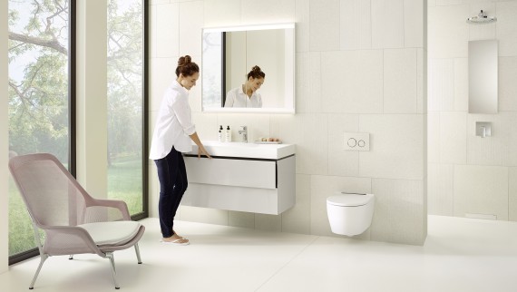 De montagehoogtes voor badkamerelementen zijn zowel voor grote als kleine mensen van belang (© Geberit)