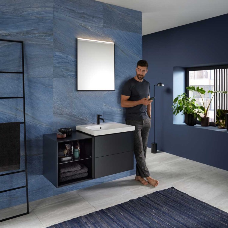 Mix & Match lavabo de salle de bains Geberit Acanto avec meuble bas Geberit ONE et élément latéral ouvert Mix & Match lavabo de salle de bains Geberit Acanto avec meuble bas Geberit ONE et élément latéral ouvert