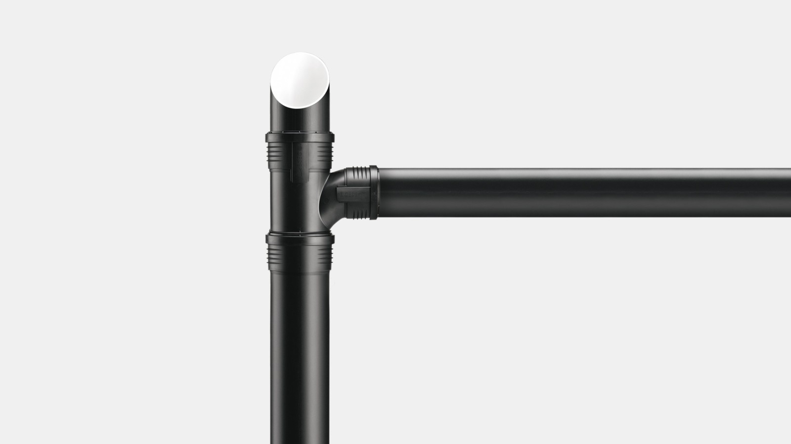 Le système Geberit Silent-PP s’installe facilement et en toute sécurité Le système Geberit Silent-PP s’installe facilement et en toute sécurité