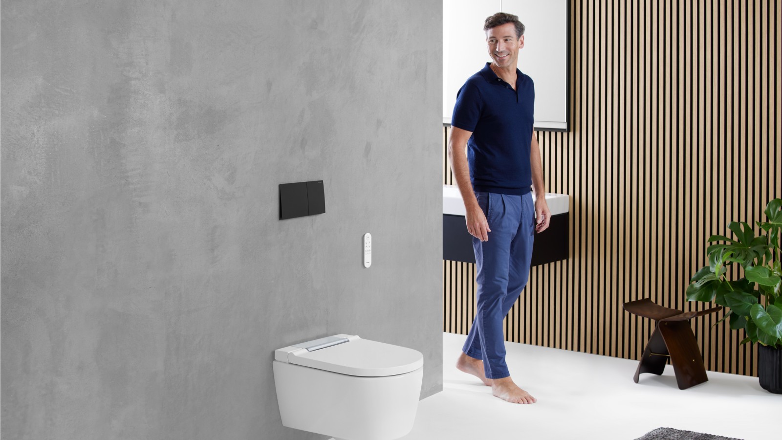 AquaClean Sela douche-wc in Geberit badkamer AquaClean Sela douche-wc in Geberit badkamer