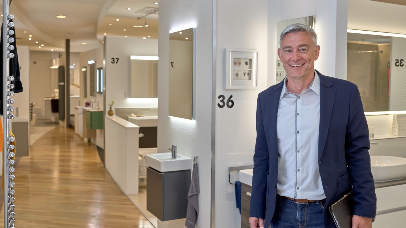 Conseiller de vente Geberit AquaClean Conseiller de vente Geberit AquaClean