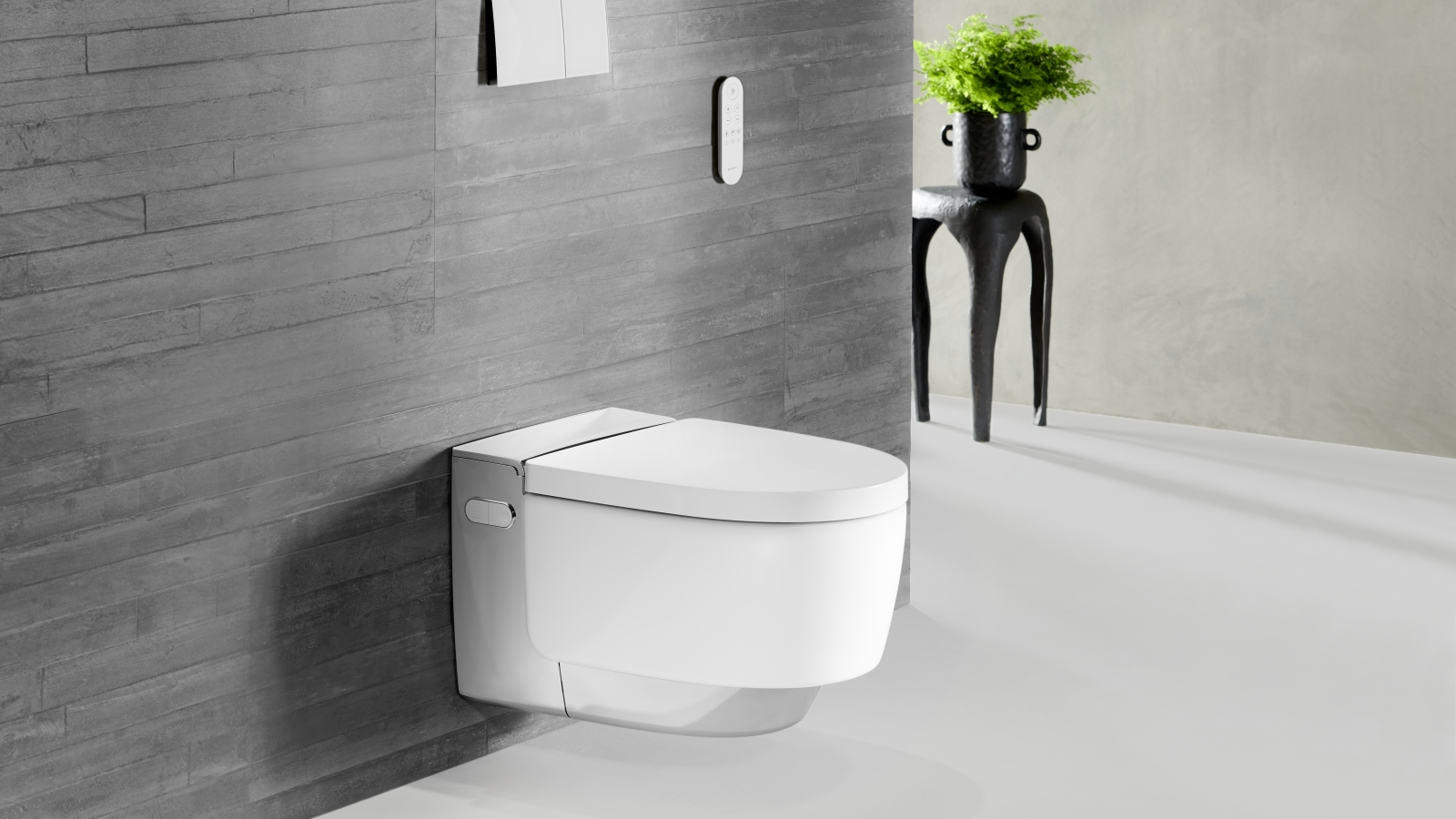 Geberit AquaClean Mera Comfort in chroom met afstandsbediening Sigma70 Geberit AquaClean Mera Comfort in chroom met afstandsbediening Sigma70