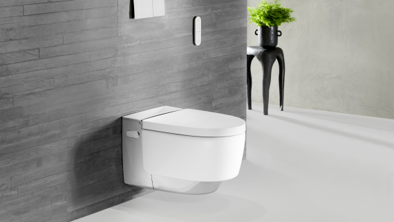 Geberit AquaClean Mera Comfort in chroom met afstandsbediening Sigma70