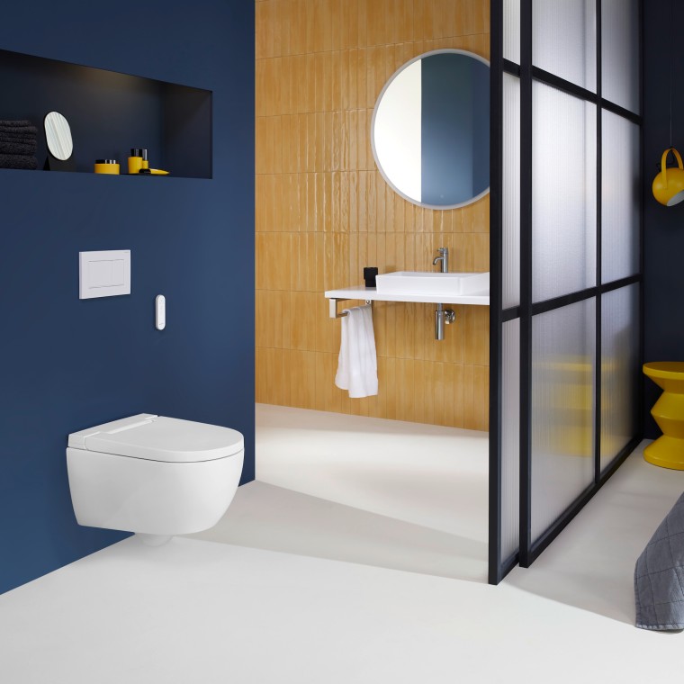 Geberit AquaClean Alba douche-wc in een hotel Geberit AquaClean Alba douche-wc in een hotel