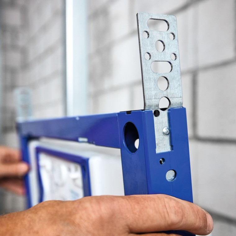 Eenvoudige installatie van een Duofix-element. Eenvoudige installatie van een Duofix-element.