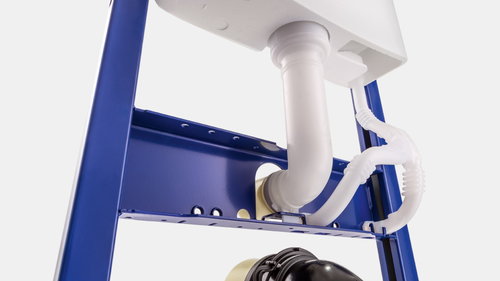 Réservoir à encastrer Geberit avec fourreau pour l'arrivée d'eau Réservoir à encastrer Geberit avec fourreau pour l'arrivée d'eau