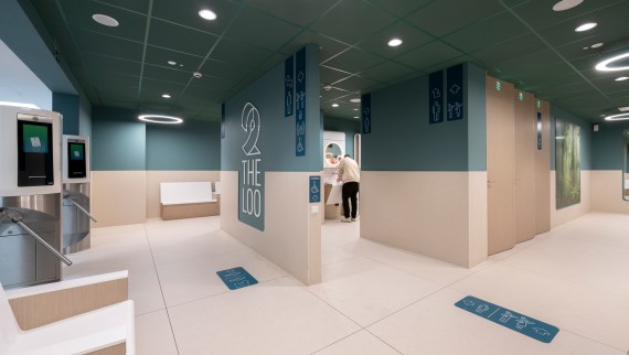 Typisch ontwerp van een 2theloo-toiletruimte
