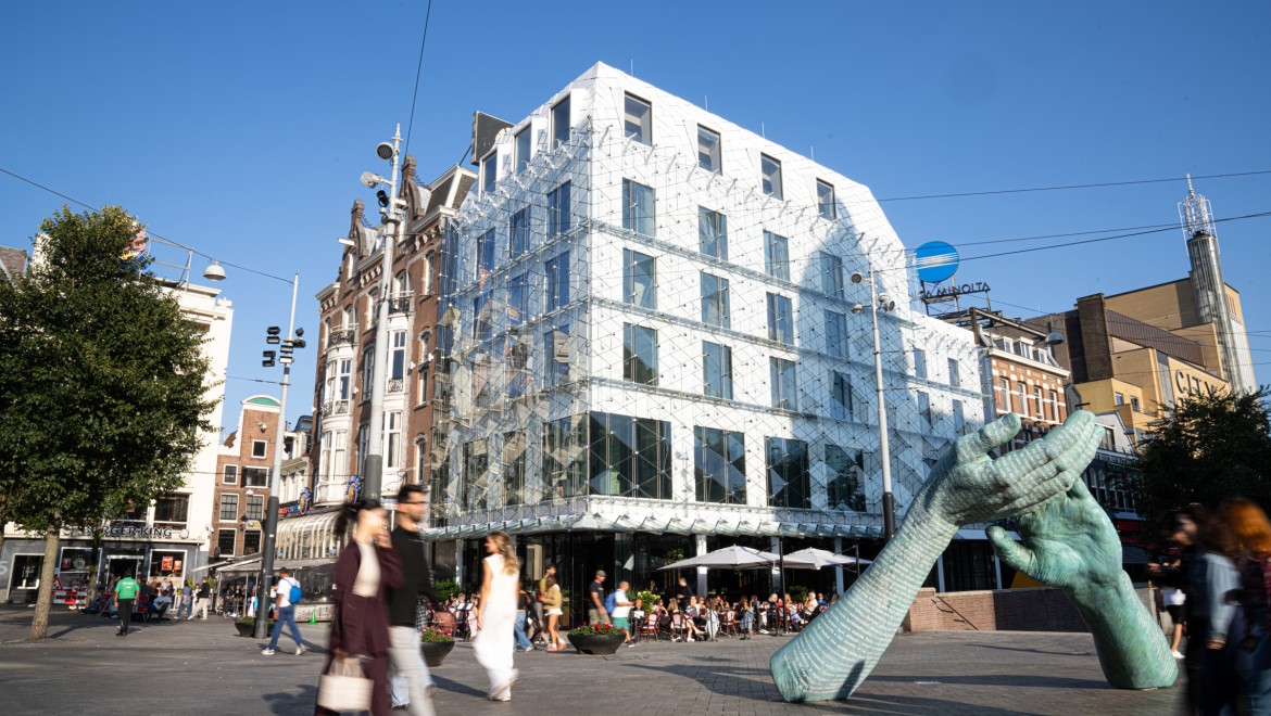 Nieuw, vervangend gebouw op het Leidseplein: het gebouw vandaag (© Denise Valk) Nieuw, vervangend gebouw op het Leidseplein: het gebouw vandaag (© Denise Valk)