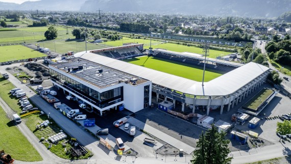 Le stade de football du SCR Altach a été agrandi en 2025 avec un bâtiment destiné aux activités professionnelles Le stade de football du SCR Altach a été agrandi en 2025 avec un bâtiment destiné aux activités professionnelles