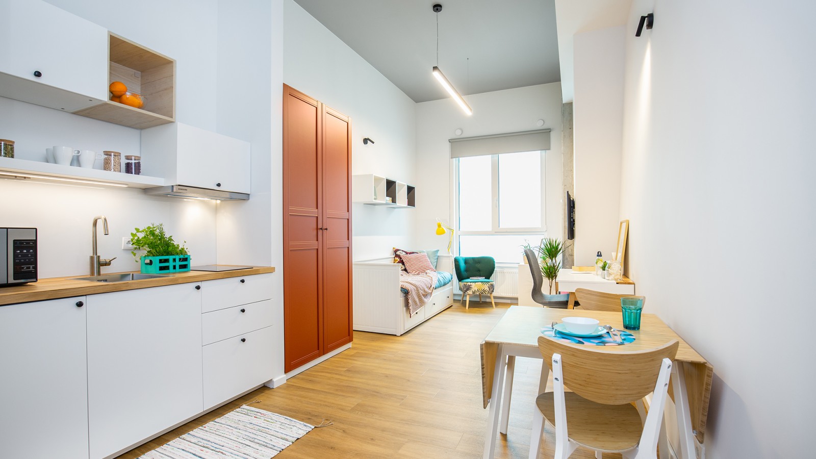 De l’espace pour tout ce dont vous avez besoin : chambre individuelle de LivinnX (© Jaroslaw Kakal/Geberit) De l’espace pour tout ce dont vous avez besoin : chambre individuelle de LivinnX (© Jaroslaw Kakal/Geberit)