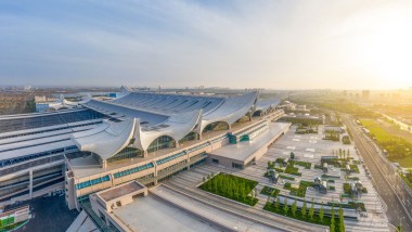 Deux grandes et huit petites vagues : la gare ondulante de Hongdao (© ingDESIGN Co., Ltd.)