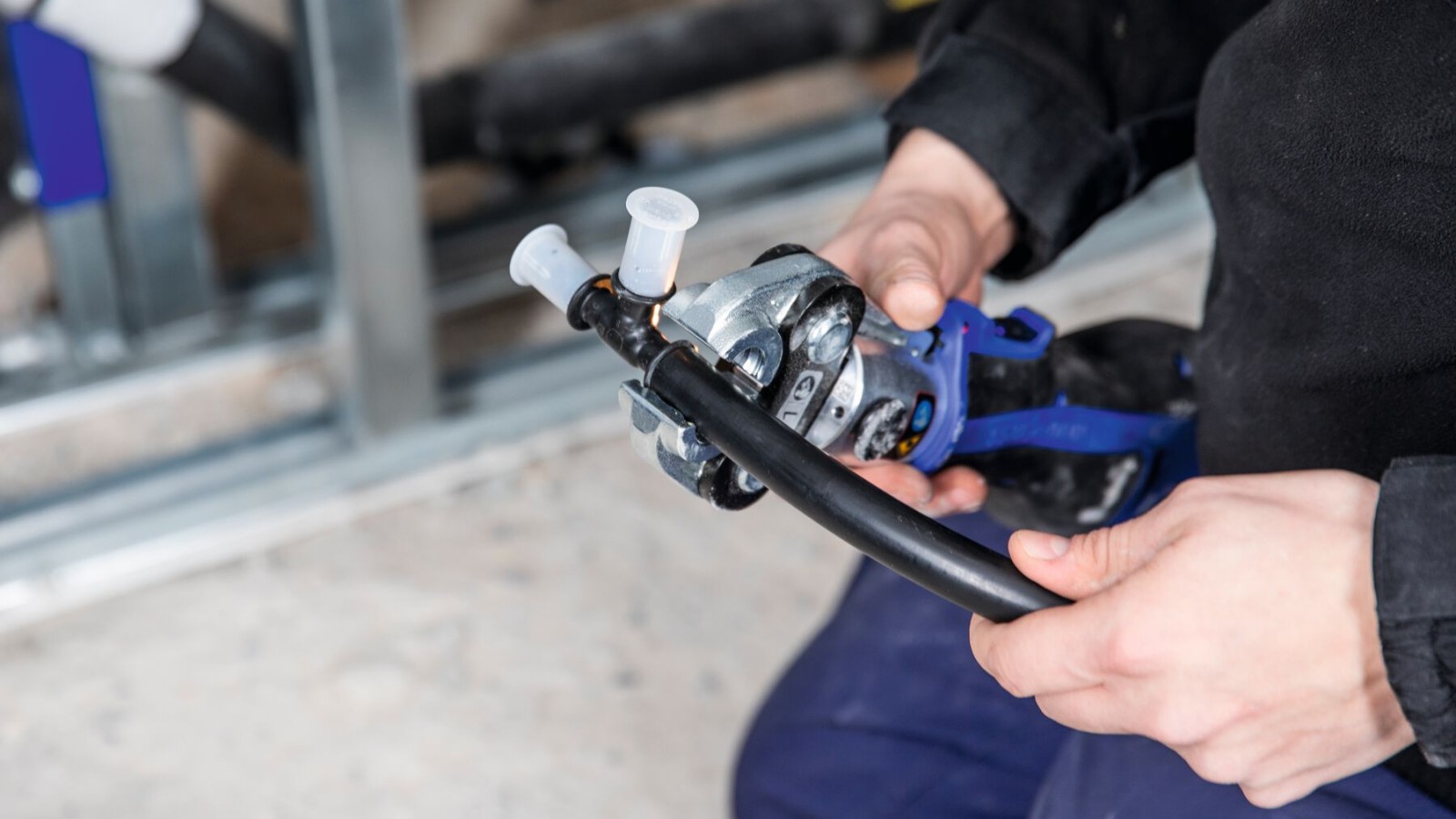 Sertissage aisé avec Geberit Mepla Sertissage aisé avec Geberit Mepla