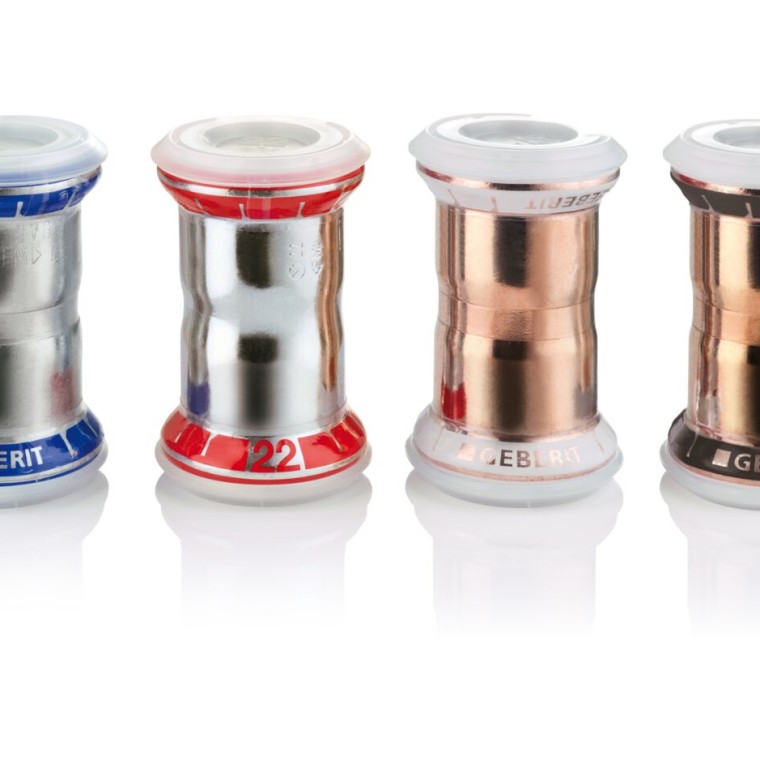 Raccords Geberit Mapress en divers matériaux avec capuchons de protection Raccords Geberit Mapress en divers matériaux avec capuchons de protection