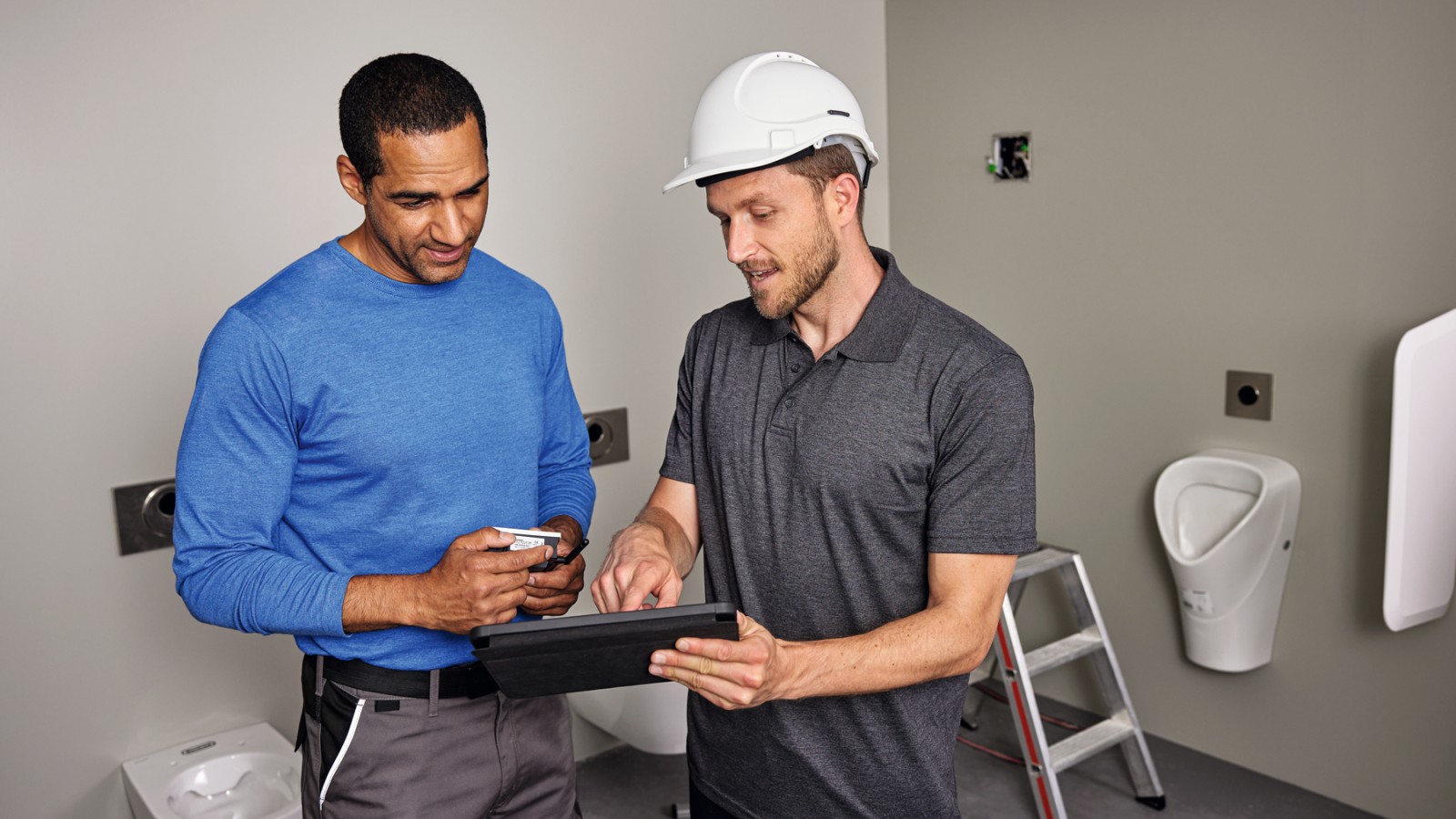 Geberit Connect supports operational optimisation through transparent usage data Geberit Connect supports operational optimisation through transparent usage data