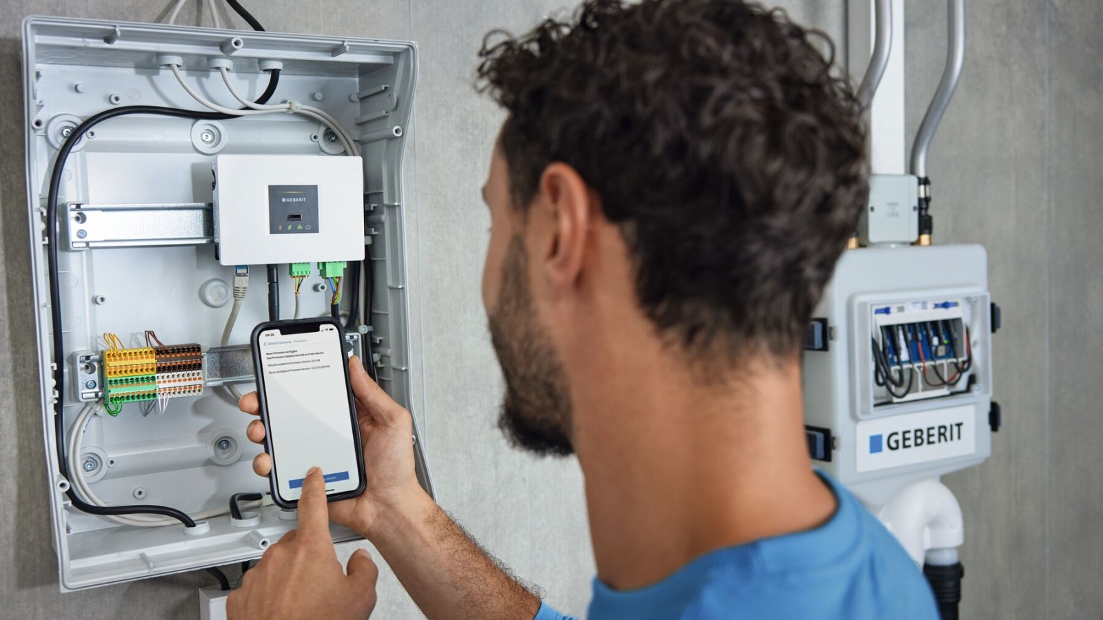 De sensorgegevens worden opgehaald uit de Geberit gateway via de Geberit Control app De sensorgegevens worden opgehaald uit de Geberit gateway via de Geberit Control app