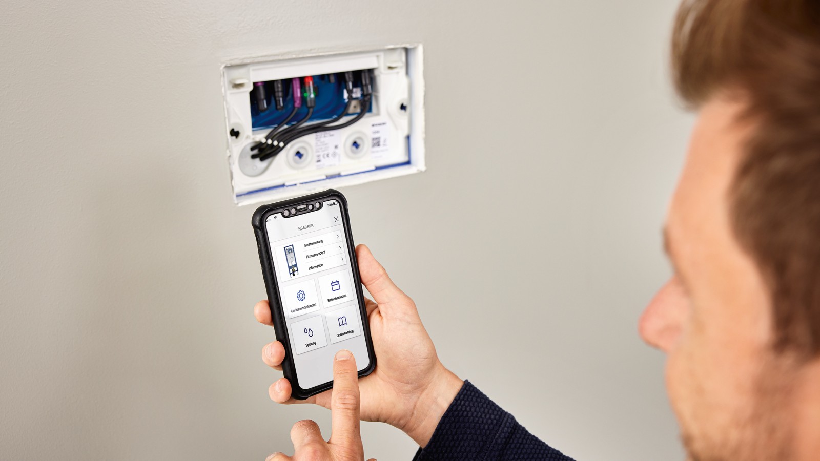 Instellen van de Geberit HS30 hygiënespoeling in het inbouwspoelreservoir via de Geberit Control app Instellen van de Geberit HS30 hygiënespoeling in het inbouwspoelreservoir via de Geberit Control app