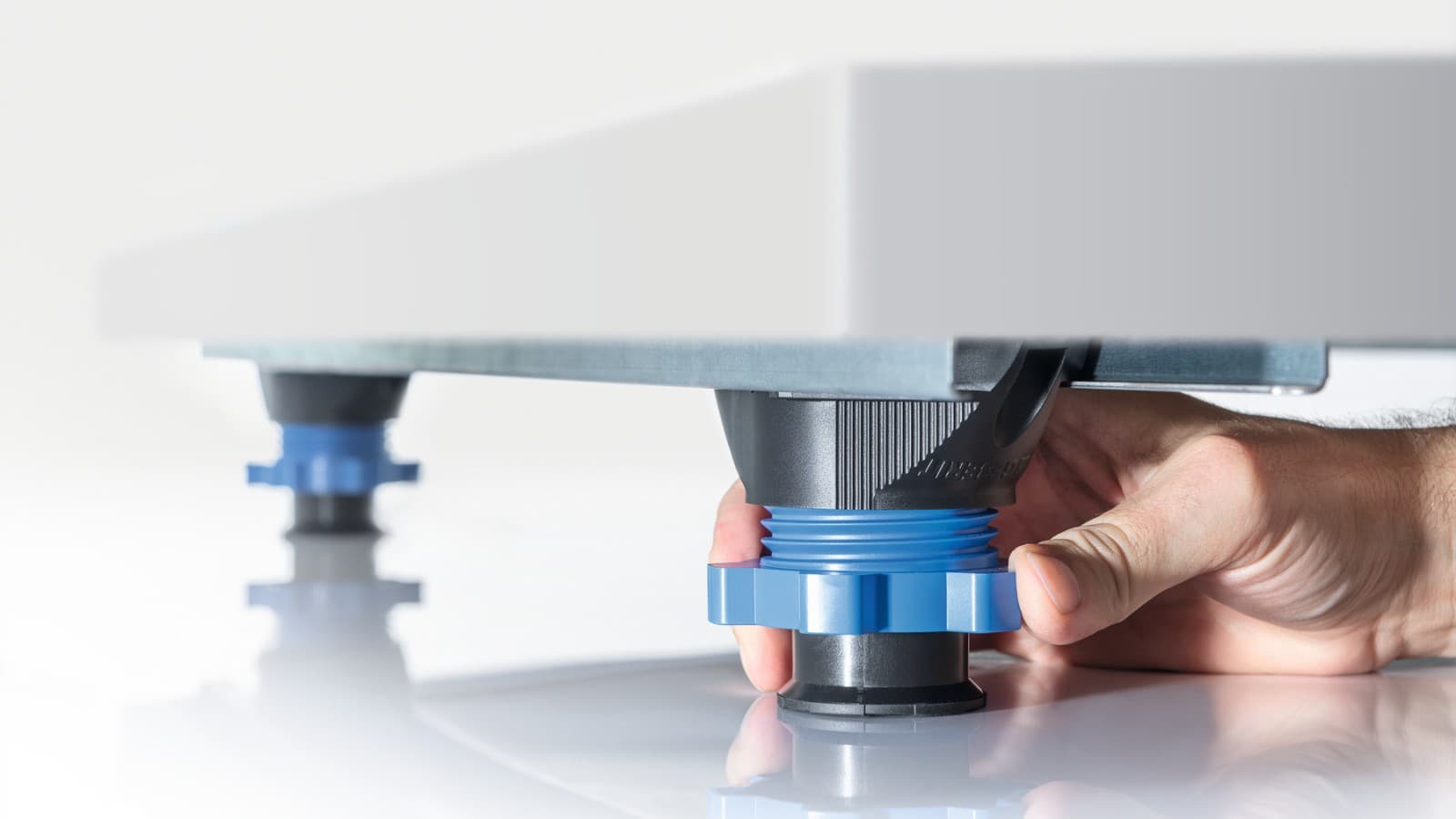 Douche-oppervlak met installatieframe Douche-oppervlak met installatieframe