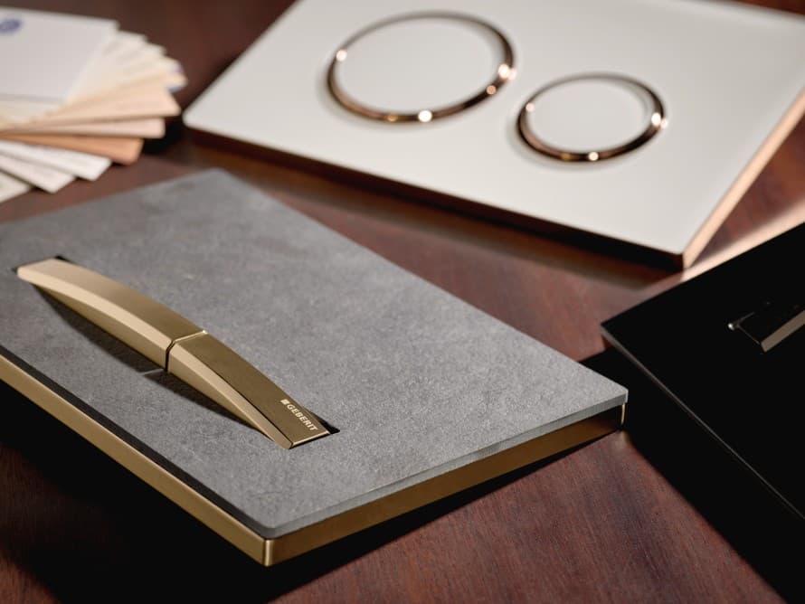 Sigma50 is verkrijgbaar met ronde of hoekige toetsen. De oppervlakken zijn verkrijgbaar in verschillende materialen, zoals glas of steen. Sigma50 is verkrijgbaar met ronde of hoekige toetsen. De oppervlakken zijn verkrijgbaar in verschillende materialen, zoals glas of steen.