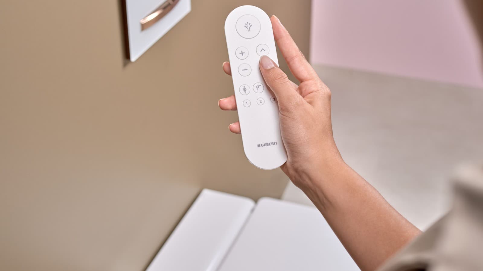 Geberit AquaClean Mera avec télécommande Geberit AquaClean Mera avec télécommande