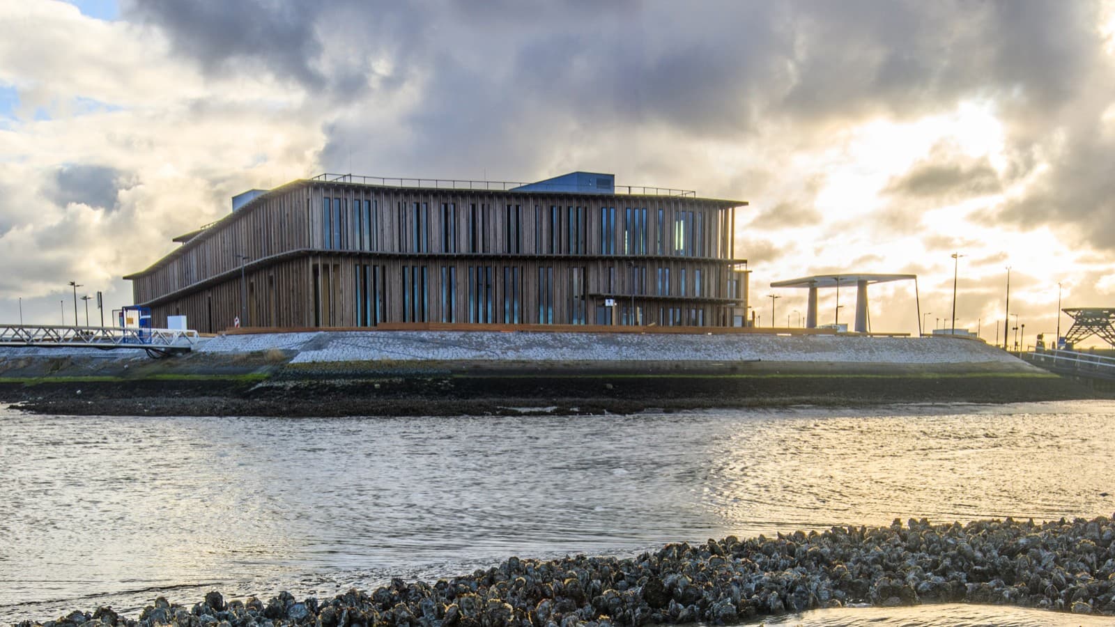 Nouveau Centre du patrimoine mondial de la mer des Wadden (© Tjeerd Visser/WEC) Nouveau Centre du patrimoine mondial de la mer des Wadden (© Tjeerd Visser/WEC)