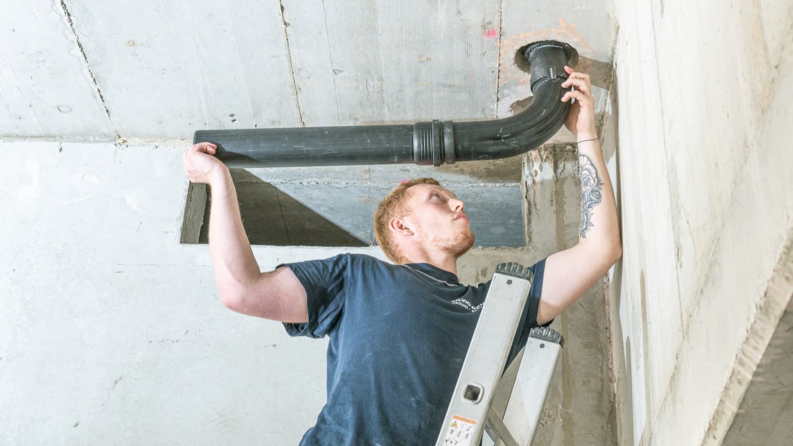Eén plafonddoorvoer met de SuperTube technologie doordat de omloopleiding wegvalt Eén plafonddoorvoer met de SuperTube technologie doordat de omloopleiding wegvalt