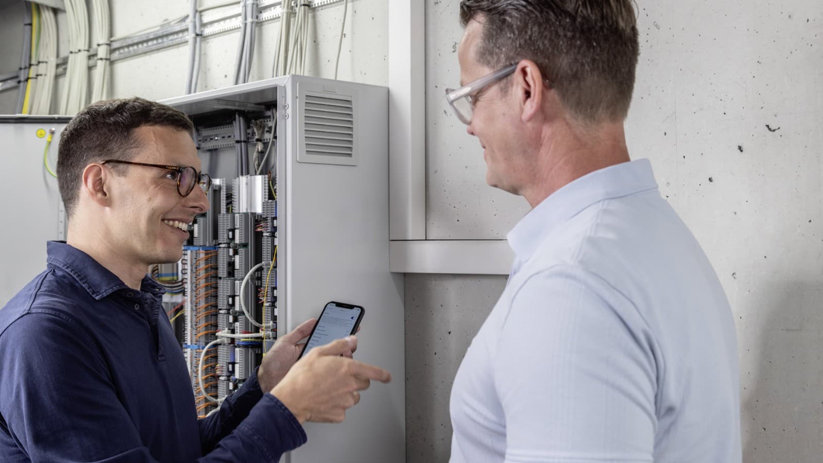 Mise en service de Geberit Connect avec tous les appareils peu avant l'achèvement des travaux Mise en service de Geberit Connect avec tous les appareils peu avant l'achèvement des travaux