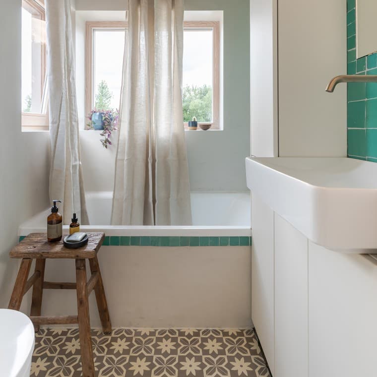 Le "Tiny Hammam" de Marjolein Jonker, 4 mètres carrés (© Chiela van Meerwijk) Le "Tiny Hammam" de Marjolein Jonker, 4 mètres carrés (© Chiela van Meerwijk)