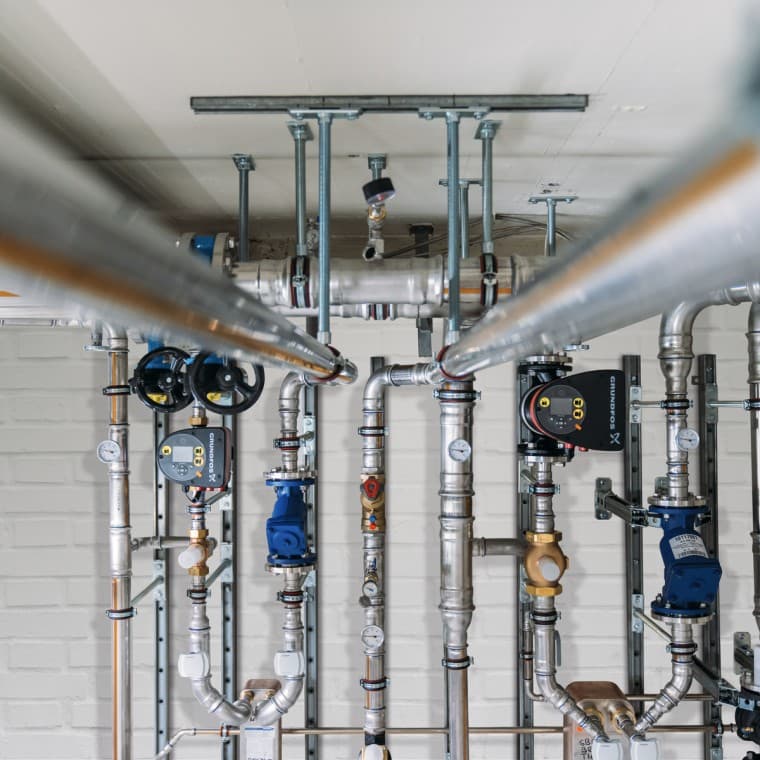 Geberit Mapress Therm offre une protection fiable contre la corrosion dans les installations de réfrigération, d'eau d'extinction et de sprinkler (humide). Geberit Mapress Therm offre une protection fiable contre la corrosion dans les installations de réfrigération, d'eau d'extinction et de sprinkler (humide).